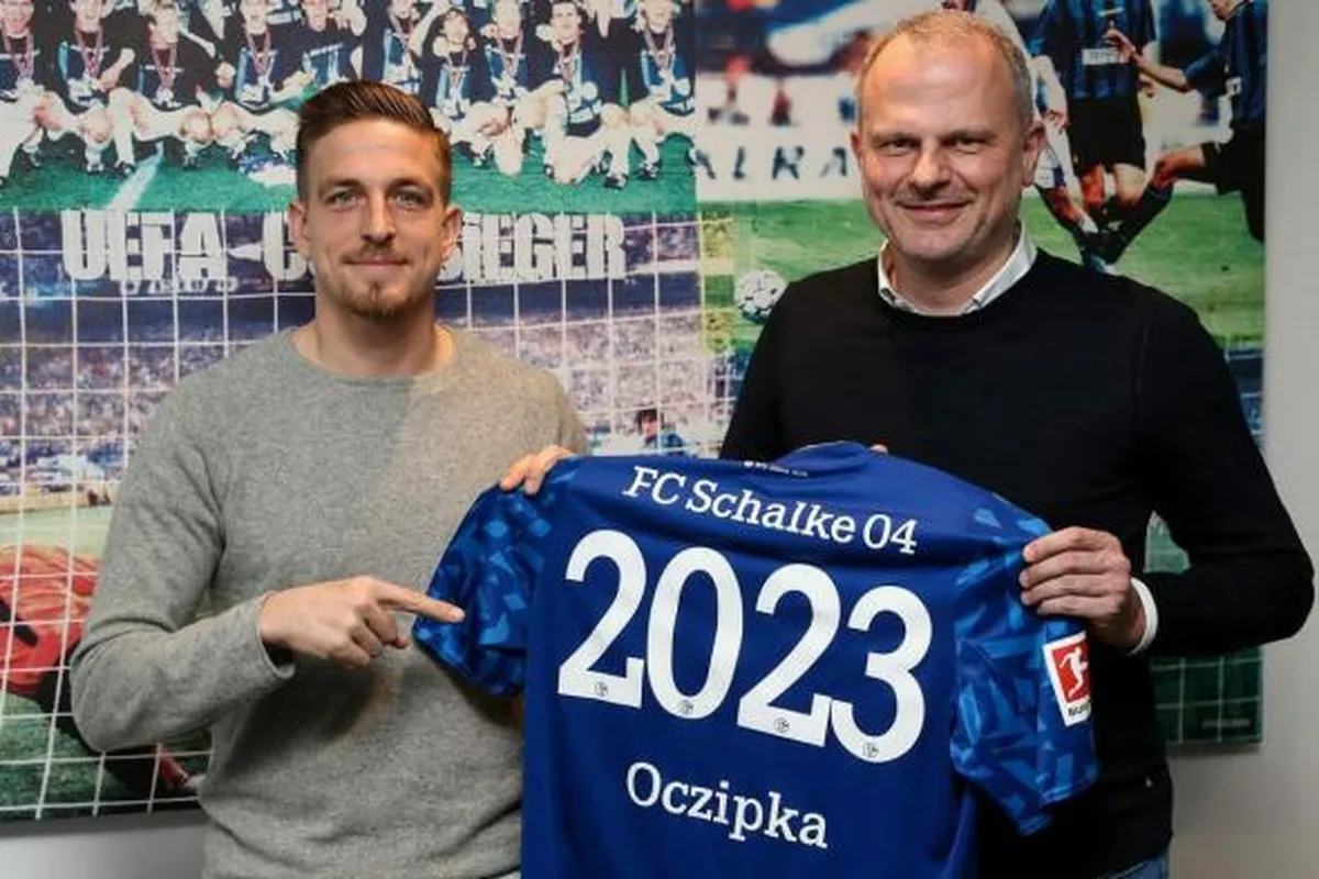Schalke 04 : Oczipka a prolongé jusqu’en 2023 (Officiel)