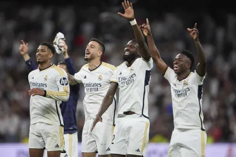 Real Madrid : Al-Nassr met 100M€ sur la table pour un taulier !