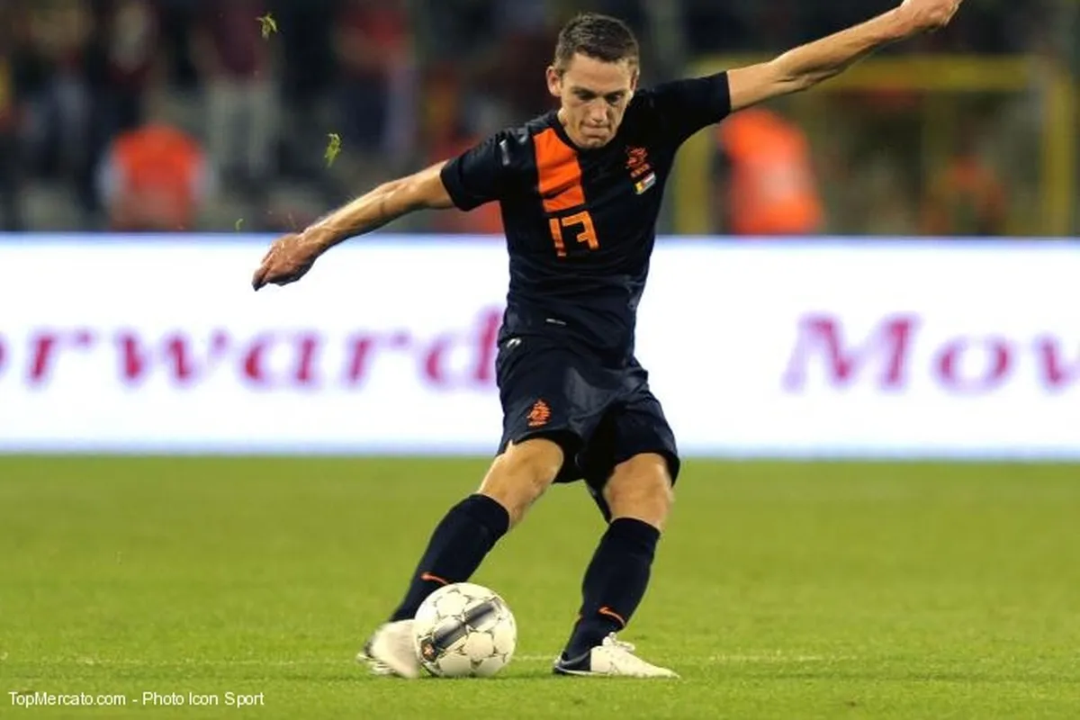 Arsenal : De Vrij en renfort ?