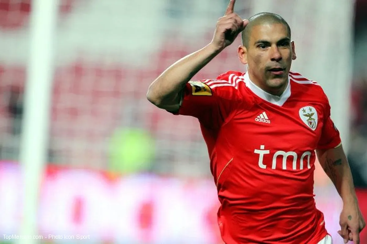 La “trahison” de Maxi Pereira est actée (Officiel)