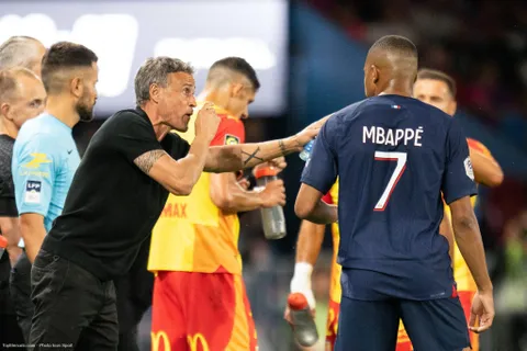 PSG : “Pas vraiment content de lui”, le rappel à l’ordre de Luis Enrique à Mbappé