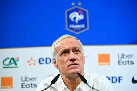 Equipe de France : Deschamps respecte la retraite d’un cadre