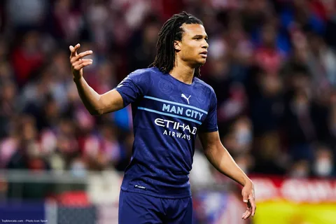 Mercato - Manchester City : Chelsea lorgne un défenseur