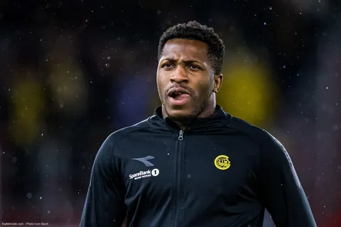 OM : Savidan juge la future recrue Moumbagna