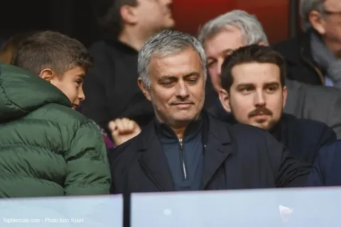 Tottenham installe José Mourinho sur le banc (Officiel)