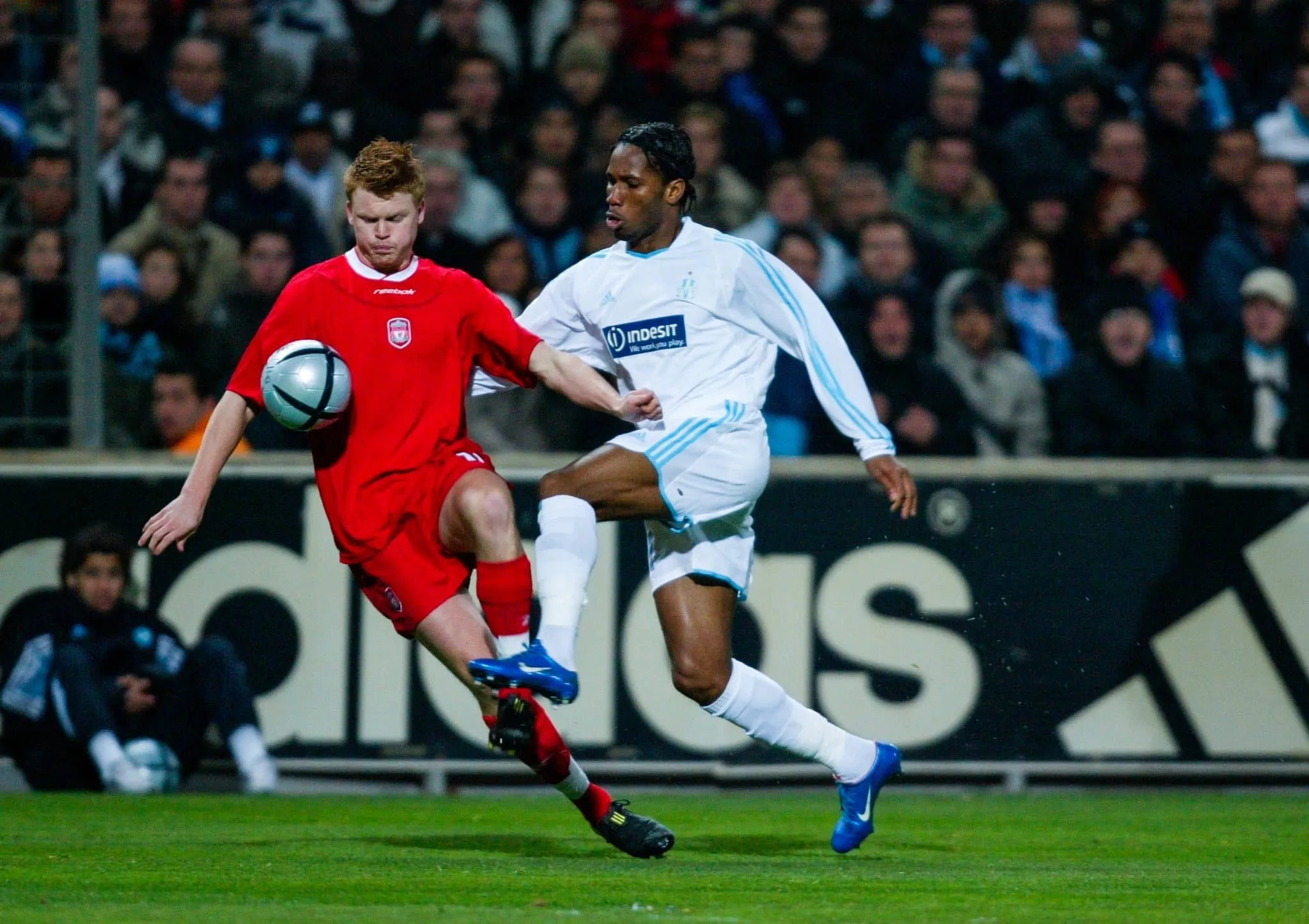 Lors de la saison 2003-2004, à quel stade de la Coupe UEFA l’OM de Fabien Barthez et Didier Drogba a-t-il éliminé Liverpool ?
