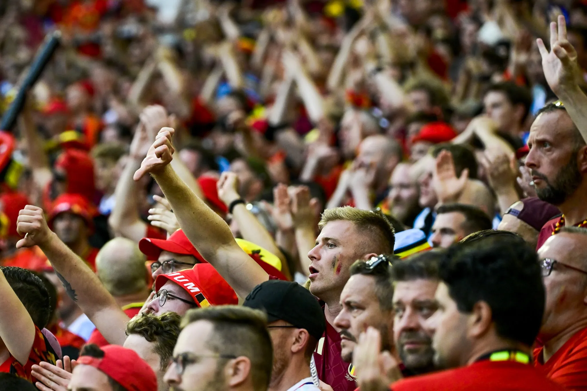 Durant l’Euro 2024, quel Belge a critiqué les supporters de son pays après les sifflets contre l’Ukraine (0-0), affirmant ne pas comprendre qu’on puisse se taper 6h de route pour insulter les joueurs ?