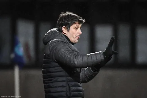 Officiel Mercato - Quevilly-Rouen : Mercadal succède à Irles