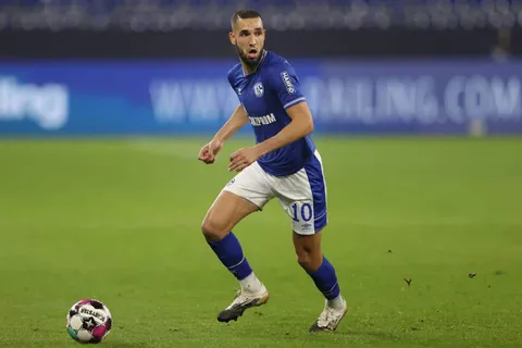 Officiel Mercato - Angers : Bentaleb a signé son contrat