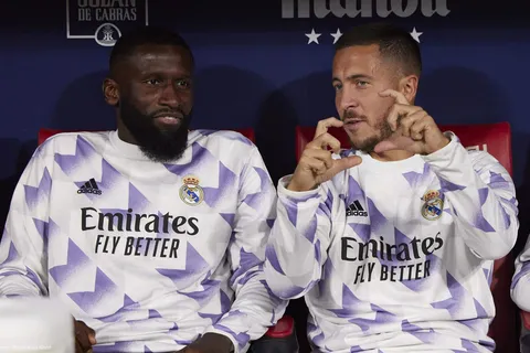 Hazard ignoré par Ancelotti ? Le coach du Real Madrid répond