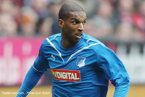 Ajax : Babel revient au bercail (Officiel)