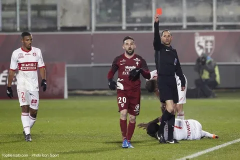 Ligue 1 : une lourde sanction pour Palmieri et Létang