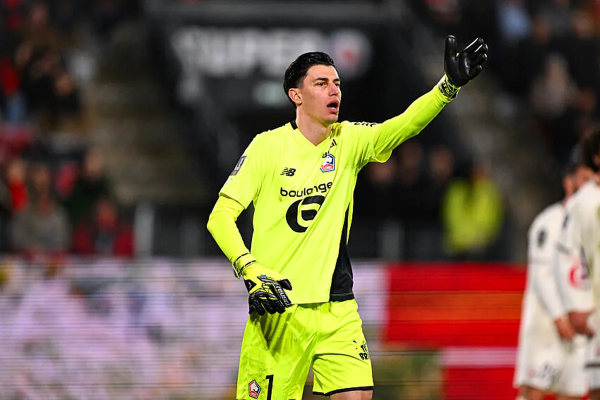Mercato LOSC : Fenerbahçe discute avec Berke Özer pour remplacer Ederson… A quel prix vendre le portier turc ?