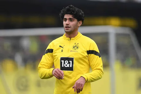 Borussia Dortmund : les dix clubs qui ciblent Dahoud