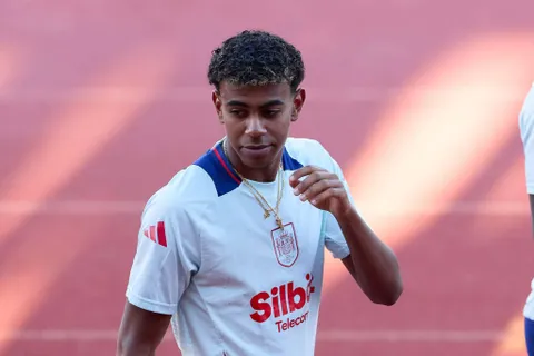 Barça : la Roja éteint une polémique sur Lamine Yamal