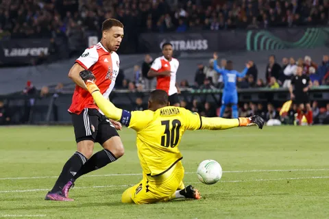 Résultat Ligue Europa Conférence : l’OM s’incline contre le Feyenoord, Leicester et l’AS Rome se neutralisent