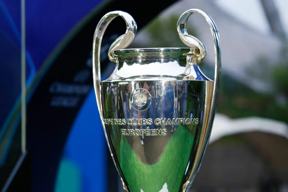 Ligue des champions, le trophée
