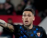 Séville : “olive” en plein match, Ocampos pousse un gros coup de gueule !