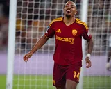 Encore buteur avec la Roma, Donyell Malen enchante l’Italie et s’impose comme la meilleure recrue de l’année 2026