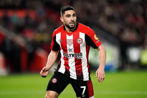 Mercato - OM : ça coince pour Maupay, ça se précise pour Rowe