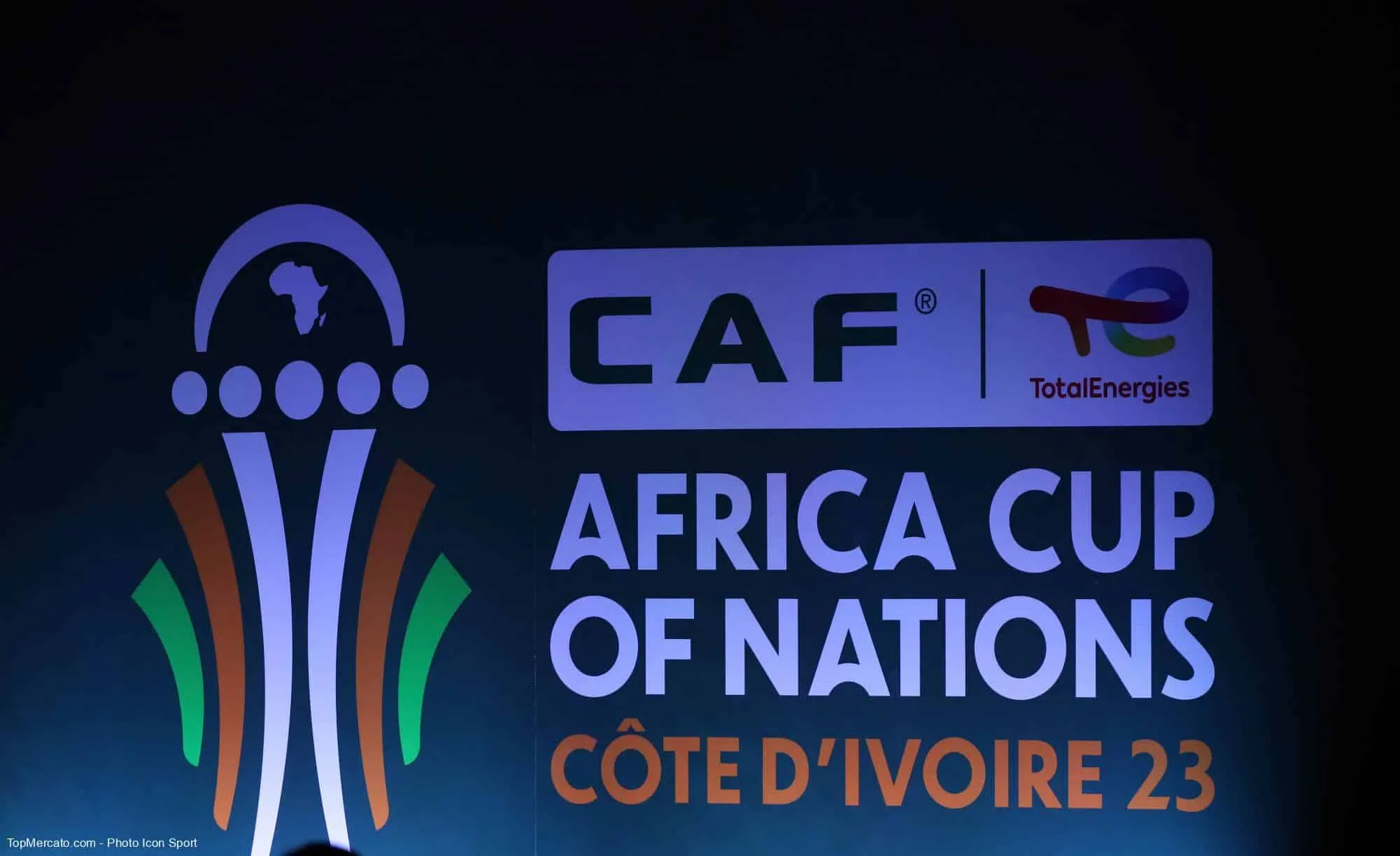 Quelle nation est parvenue à atteindre les quarts de finale de la CAN tout en ayant jamais gagné une seule rencontre en 14 matchs joués dans la compétition, ce qui est un record ?