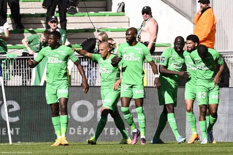Ligue 1 : renversant, Saint-Etienne n’est plus barragiste !