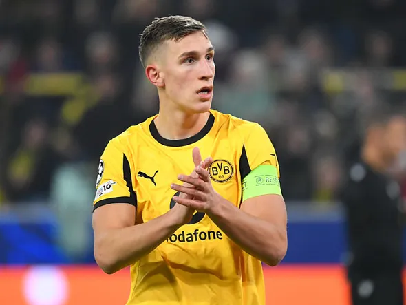 Mercato : le Real Madrid vient contrarier les plans du Barça pour l’opportunité Nico Schlotterbeck