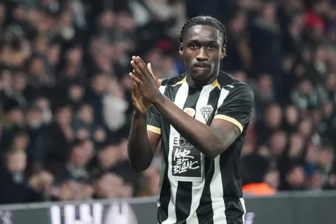 Mercato Angers : la Premier League va passer à l’offensive pour Sidiki Chérif, la barre des 25 M€ atteinte ?