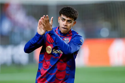 Mercato - Barça : 200 M€ refusés pour Yamal !