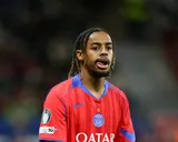 Mercato PSG : les agents de Bradley Barcola cherchent une porte de sortie, 10 courtisans à l’affût !
