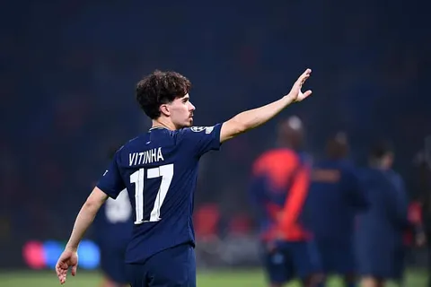 PSG : quatre bonnes raisons de donner un jour le brassard à Vitinha