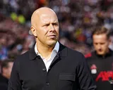 Liverpool : Arne Slot défend son mercato à 500 M€ et une recrue en difficulté