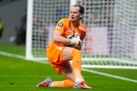 Tottenham : l’infortuné Antonin Kinsky déjà fixé sur son mercato après son calvaire contre l’Atletico Madrid