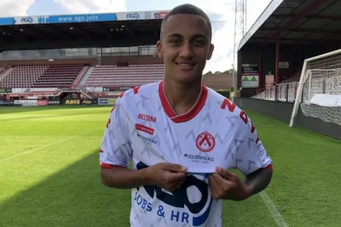 Eintracht Francfort : Lucas Tuta rejoint Courtrai (Officiel)