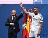 Florentino Perez fait une demande à Mbappé