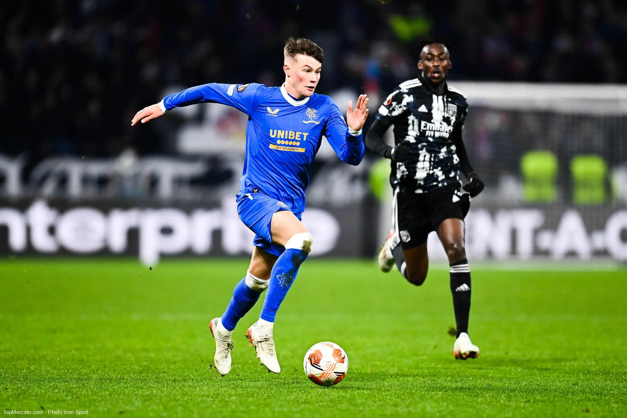 Nathan Patterson, match Glasgow Rangers-Olympique Lyonnais