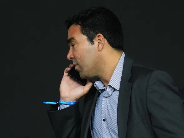 Barça : une réunion au sommet entre Deco et Jorge Mendes sur 3 dossiers mercato !
