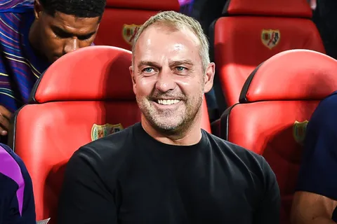 Mercato Barça : Hansi Flick “tombé amoureux” d’une pépite de Serie A à 70 M€