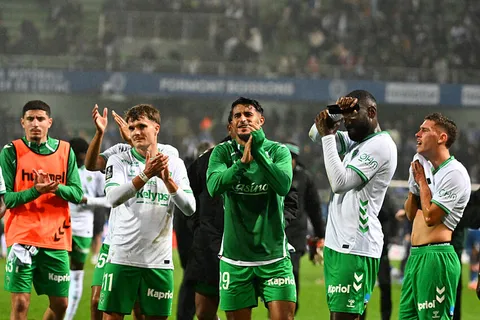 Mercato ASSE : 2 joueurs aux 299 matchs disputés avec les Verts veulent changer d’air