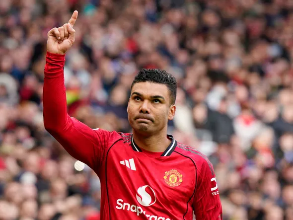 Mercato Manchester United : beaucoup plus accessible que Tchouaméni, un Français surprise proposé pour remplacer Casemiro