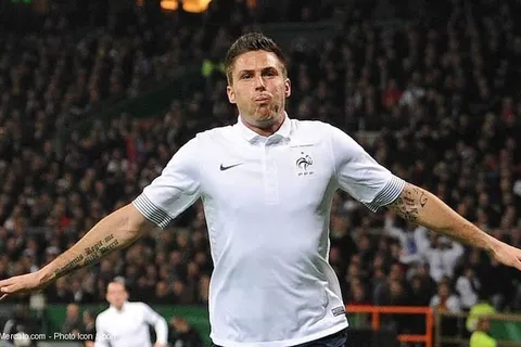 Liverpool est Red de Giroud !