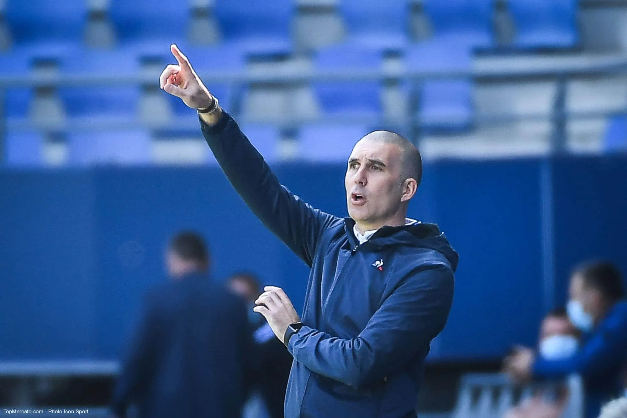 Laurent Batlles, Troyes