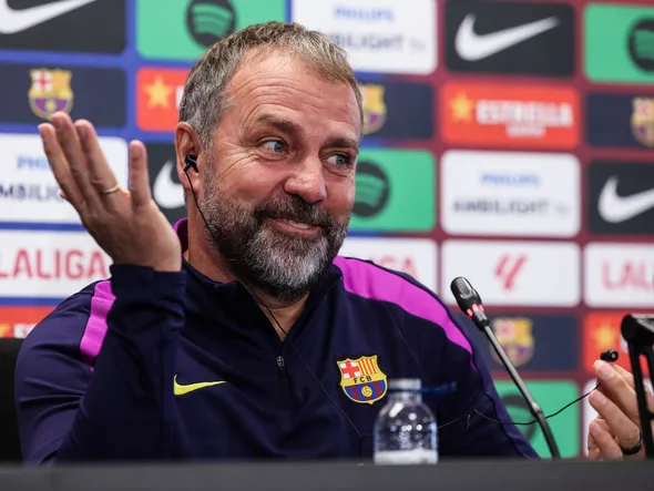 Barça : “détends-toi, reste tranquille”… Comment Flick a empêché un deuxième départ à la Dro Fernandez au mercato d’hiver