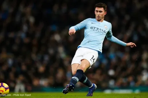 Man City : Laporte fixe une date pour son retour
