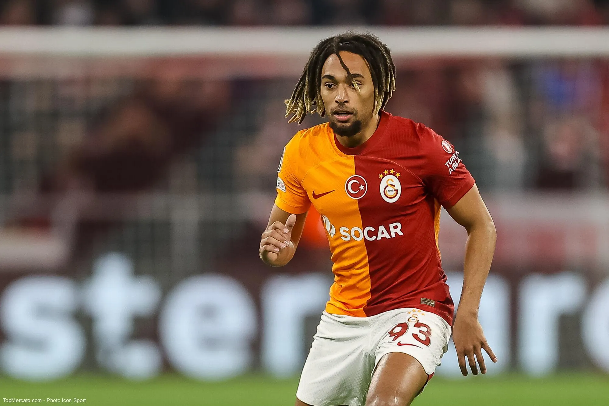 Fin janvier, pour quelle somme bonus compris le Français Sacha Boey est-il parti au Bayern Munich depuis Galatasaray ?