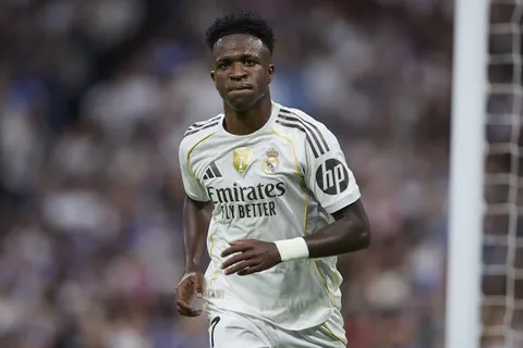 Mercato – Vinicius s’éloigne encore un peu plus du Real Madrid