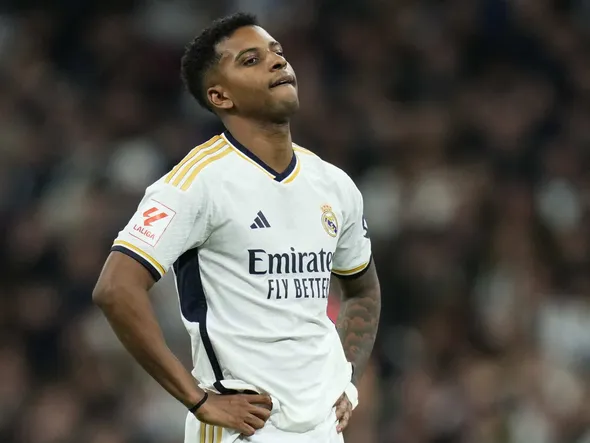 Real Madrid : Rodrygo victime des deux chouchous de Xabi Alonso ?
