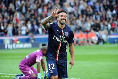 PSG : l’agent de Lavezzi ravive la flamme
