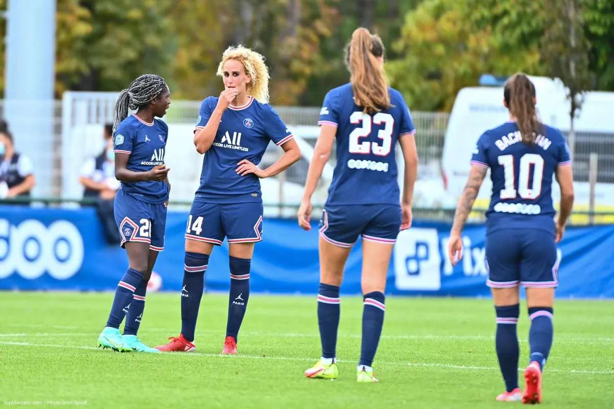 Aminata Diallo, Kheira Hamraoui, PSG