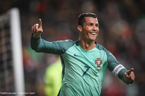 Coupe des Confédérations : le Portugal et le Mexique qualifiés pour le dernier carré